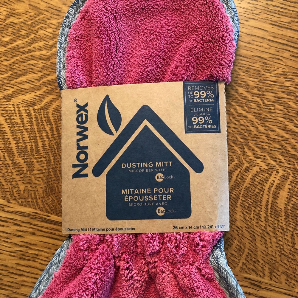 Norwex dusting mitt